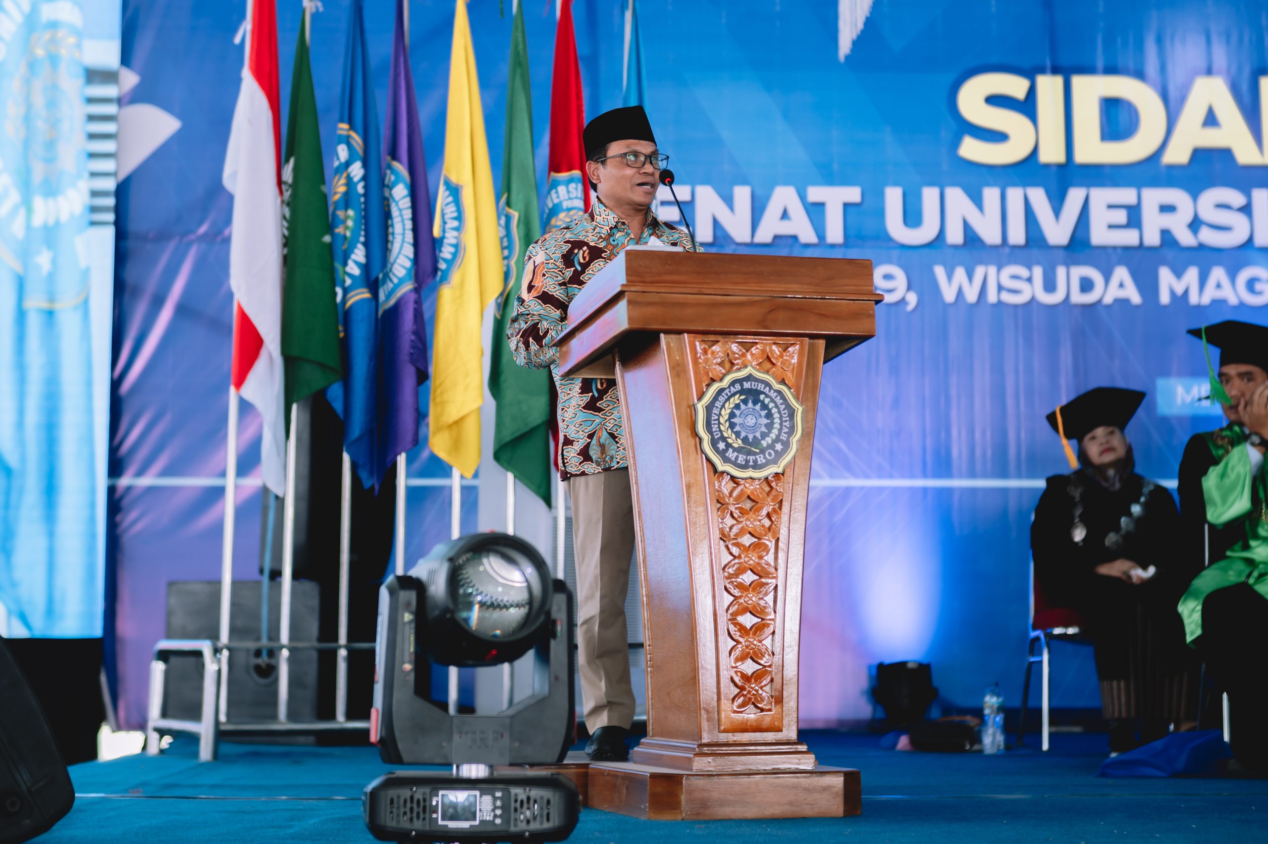 Majelisdikti PP Muhammadiyah di Wisuda UM Metro: Bangga Jadi Alumni PTMA dan Siap Bersaing Global