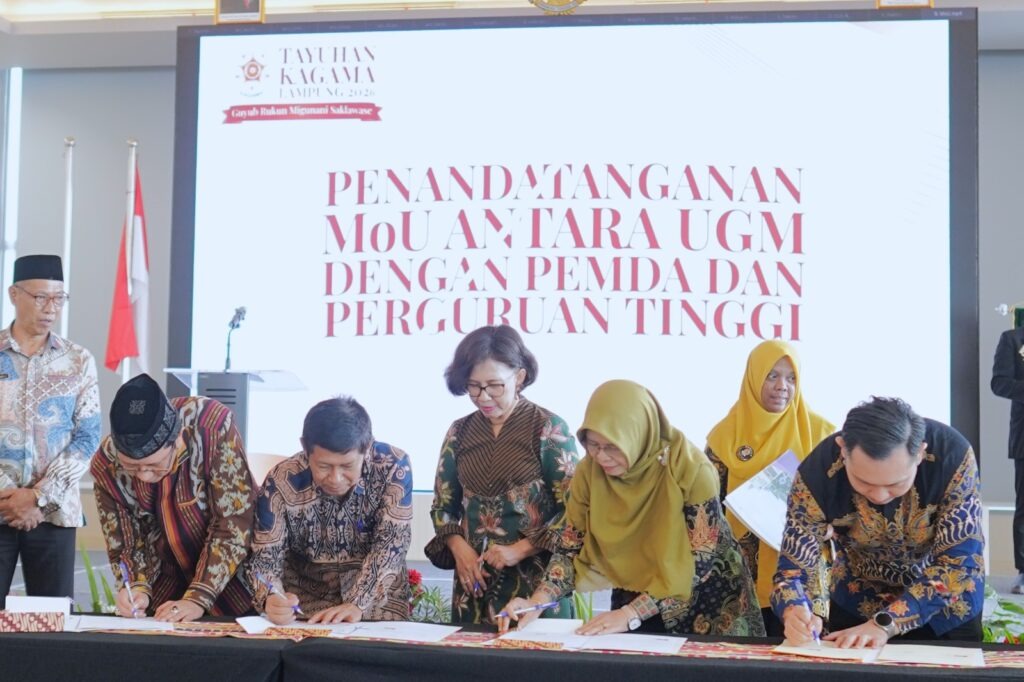 UM Metro dan UGM Teken MoU pada Tayuhan KAGAMA Lampung 2026, Perkuat Sinergi Pendidikan dan Kontribusi Nyata