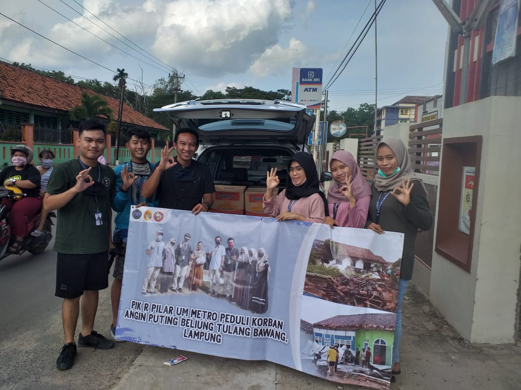 PIK R Pilar UM Metro Peduli Korban Puting Beliung Tulang Bawang