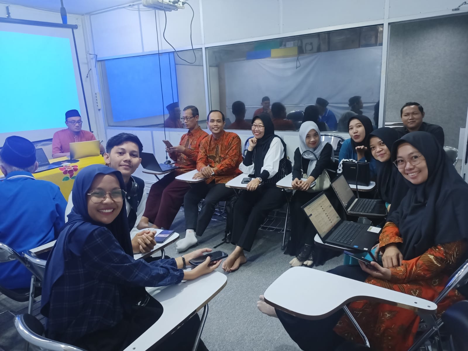 Prodi PBI UM Metro Rapat Koordinasi Persiapan Re-Akreditasi Program Studi