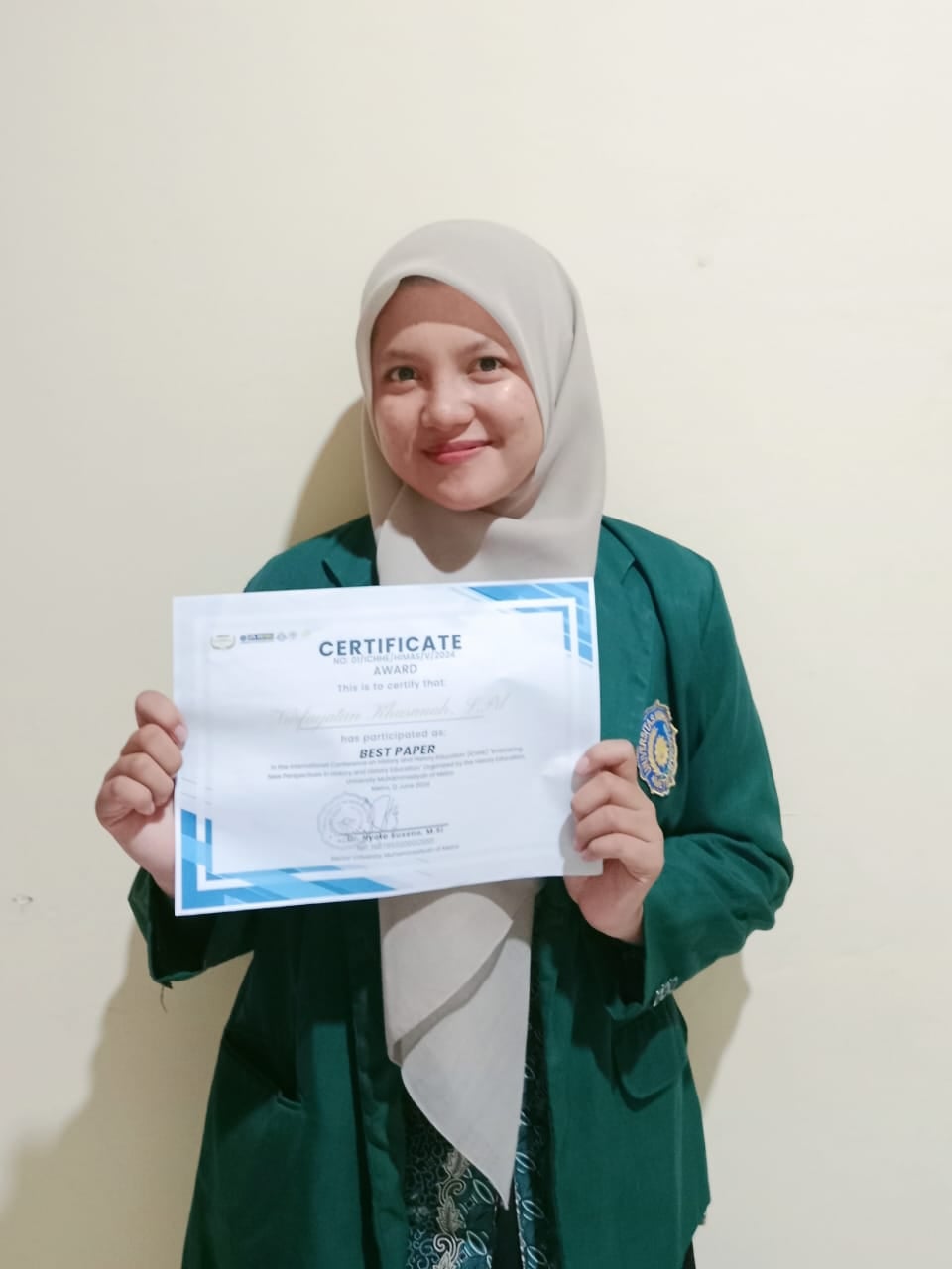 Mahasiswi Prodi Pendidikan Sejarah berhasil menjadi Best Paper dalam International Conference on History and History Education (ICHHE)
