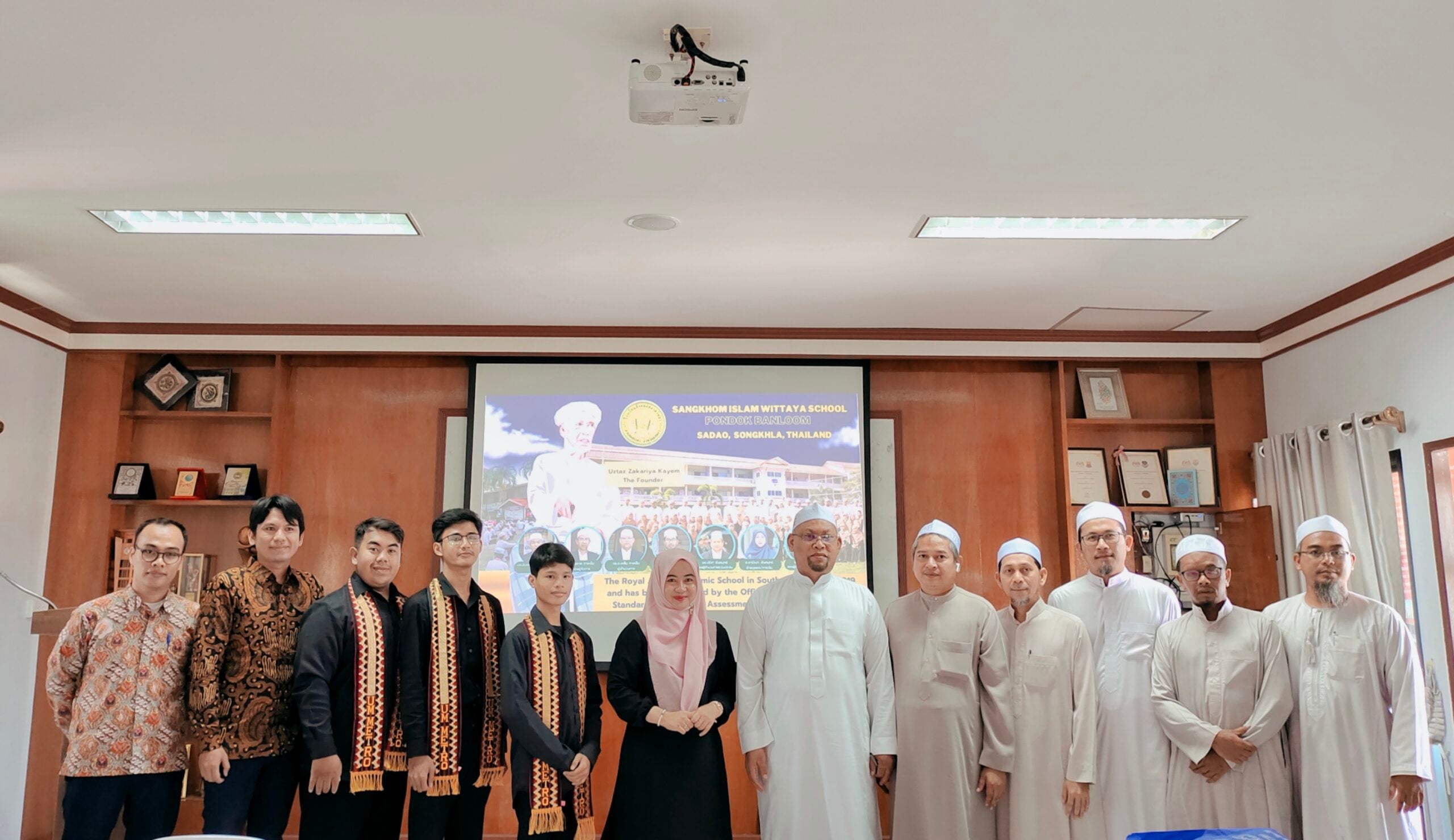 Mahasiswa UM Metro Magang di Sangkhom Islam Wittaya School, Sadao-Thailand