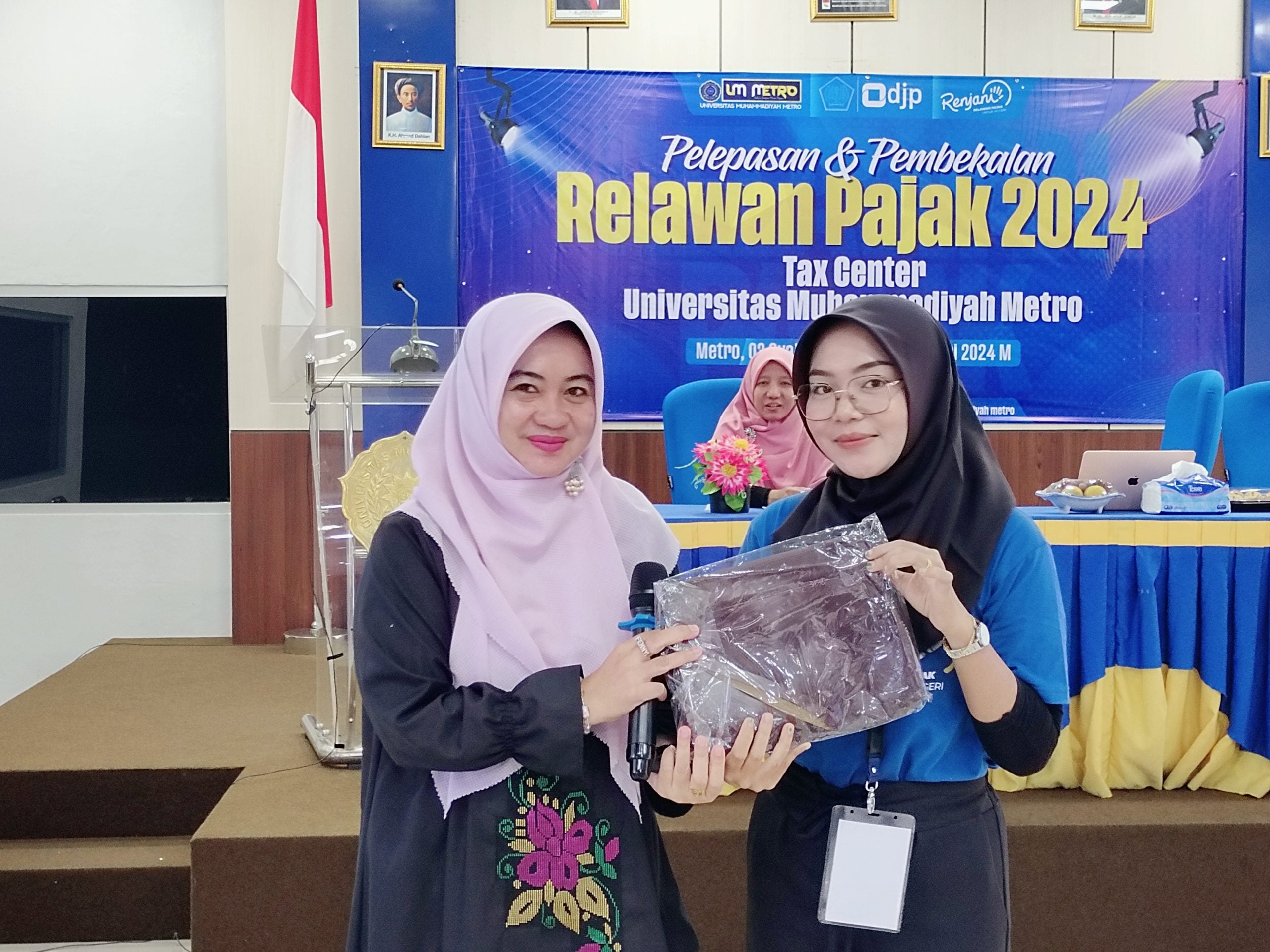 Fenny Thresia Ajarkan 27 Renjani Tax Center UM Metro Cara Memberikan Pelayanan Prima