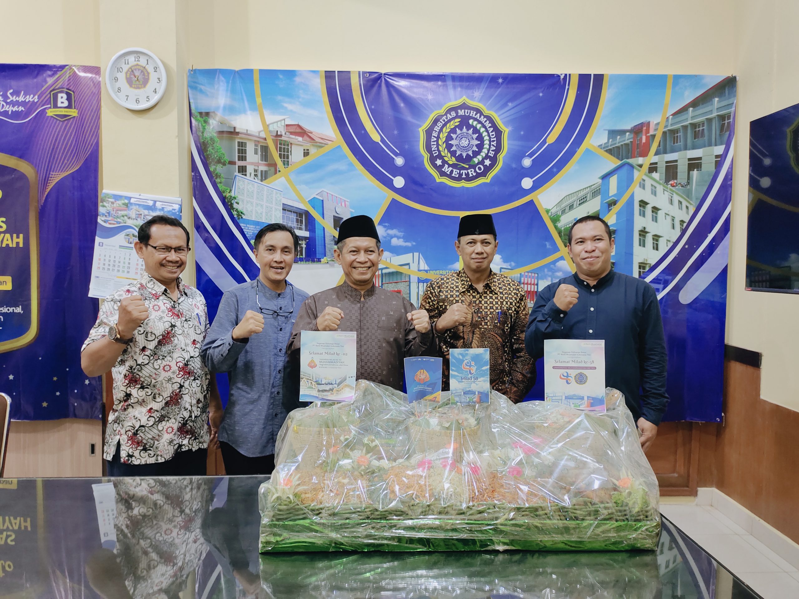 Nasi Bakul Tanda Cinta Bank Muamalat Metro pada Muhammadiyah dan UM Metro