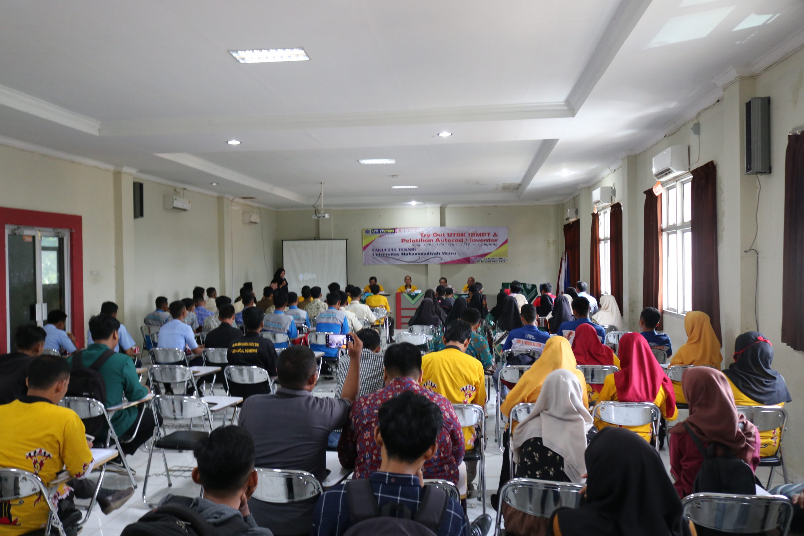 Fakultas Teknik UM Metro gelar Try Out  UTBK SBMPT dan pelatihan Autocad Inventor
