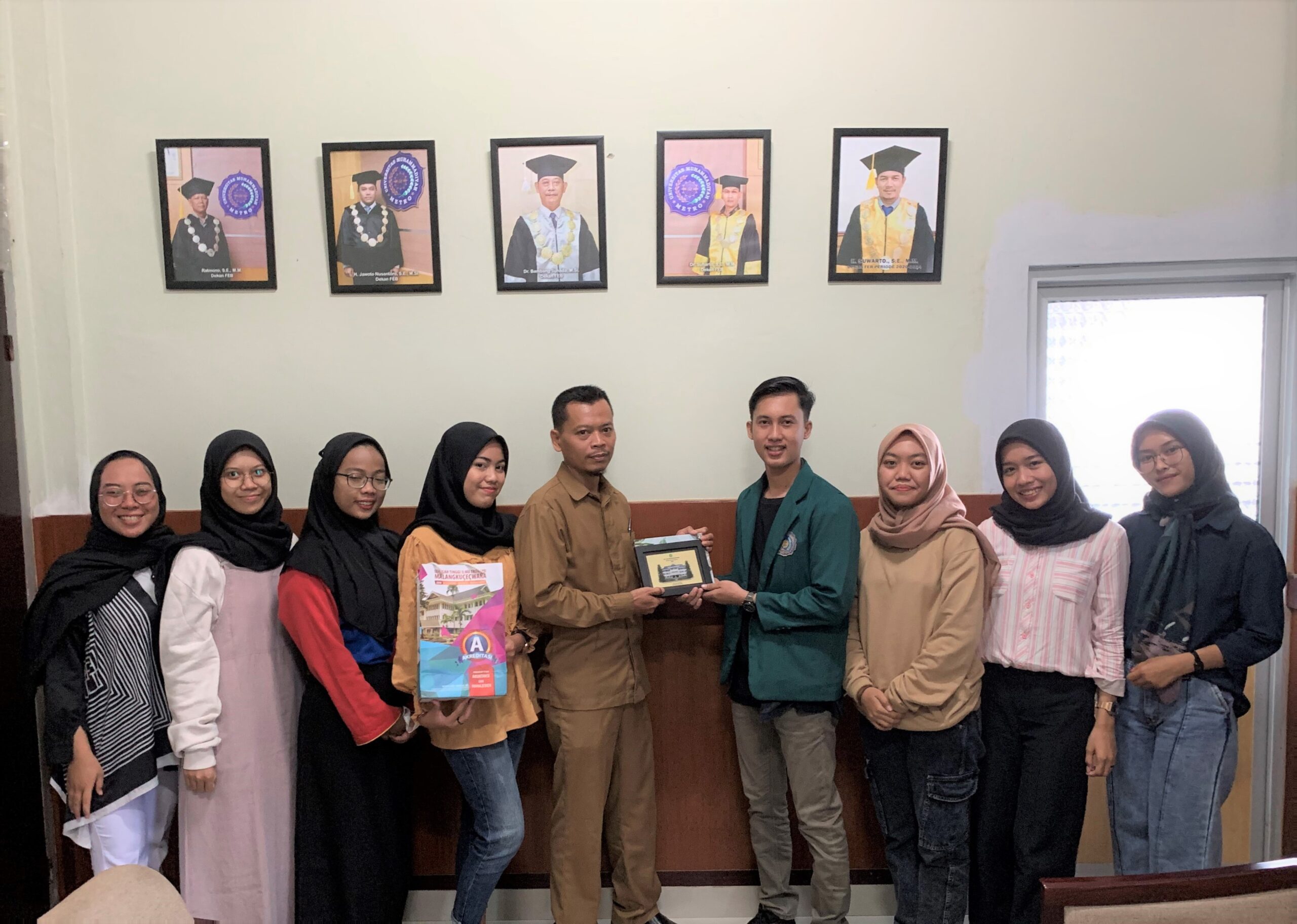 Mahasiswa FEB  Tuntas Ikuti Program Pertukaran Mahasiwa di Malang