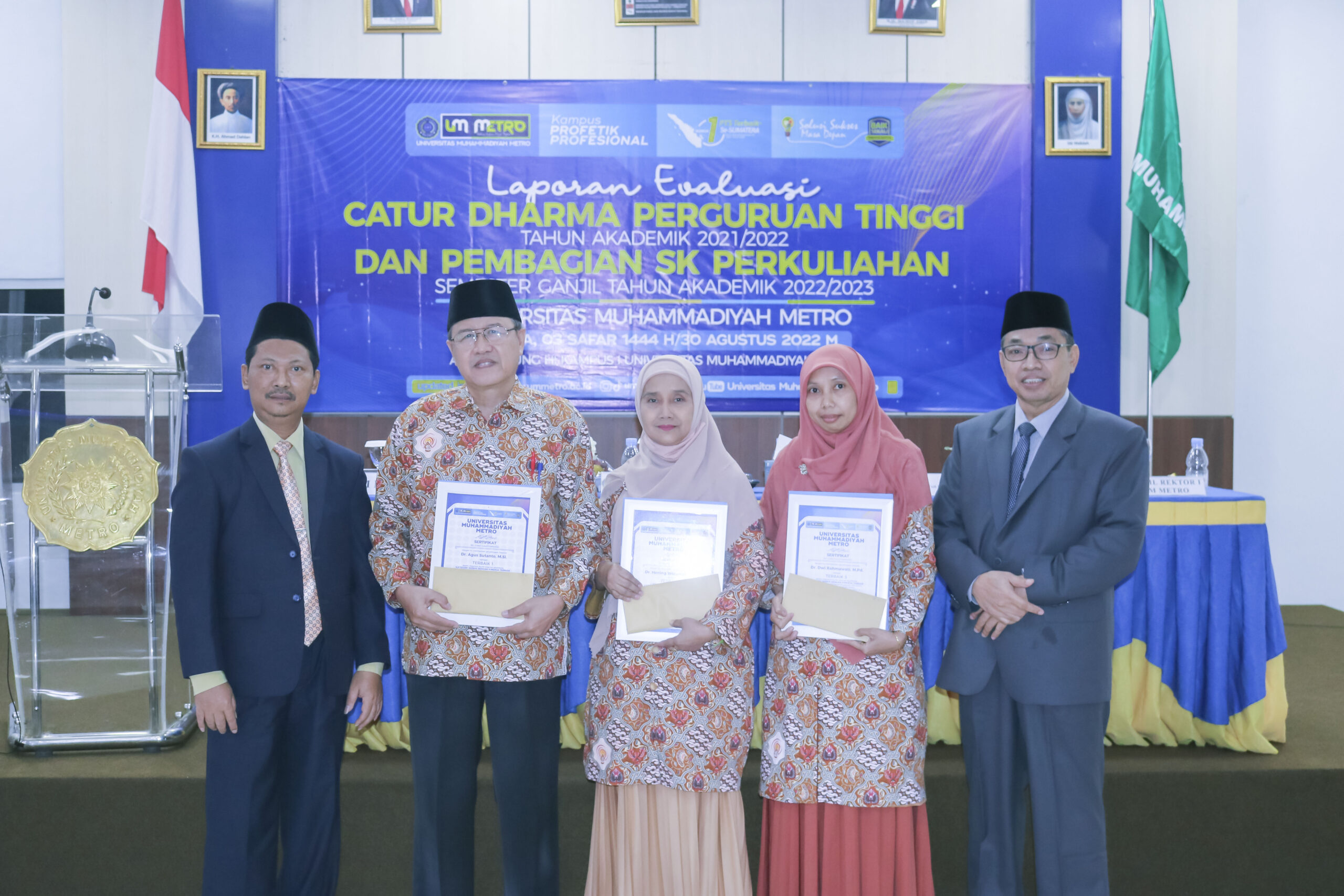 Raih Kategori Terbaik Bidang Catur Dharma, 3 Dosen ini Bergelar Doktor