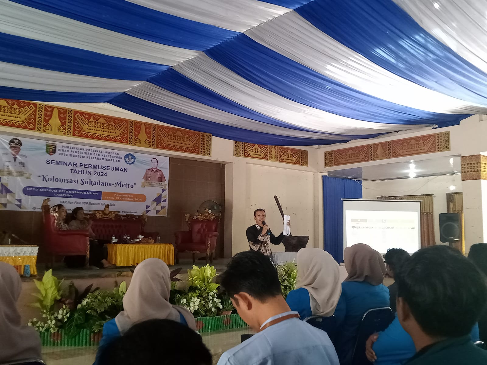 Dosen Pendidikan Sejarah UM Metro - Pembicara dalam Seminar Permuseuman UPTD Museum Ketransmigrasian