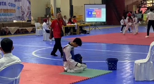 Cetta Mahasiswa Prodi Ilmu Komputer FIKOM UM Metro, Cetak Prestasi di Kejuaraan Taekwondo Walikota Cup X