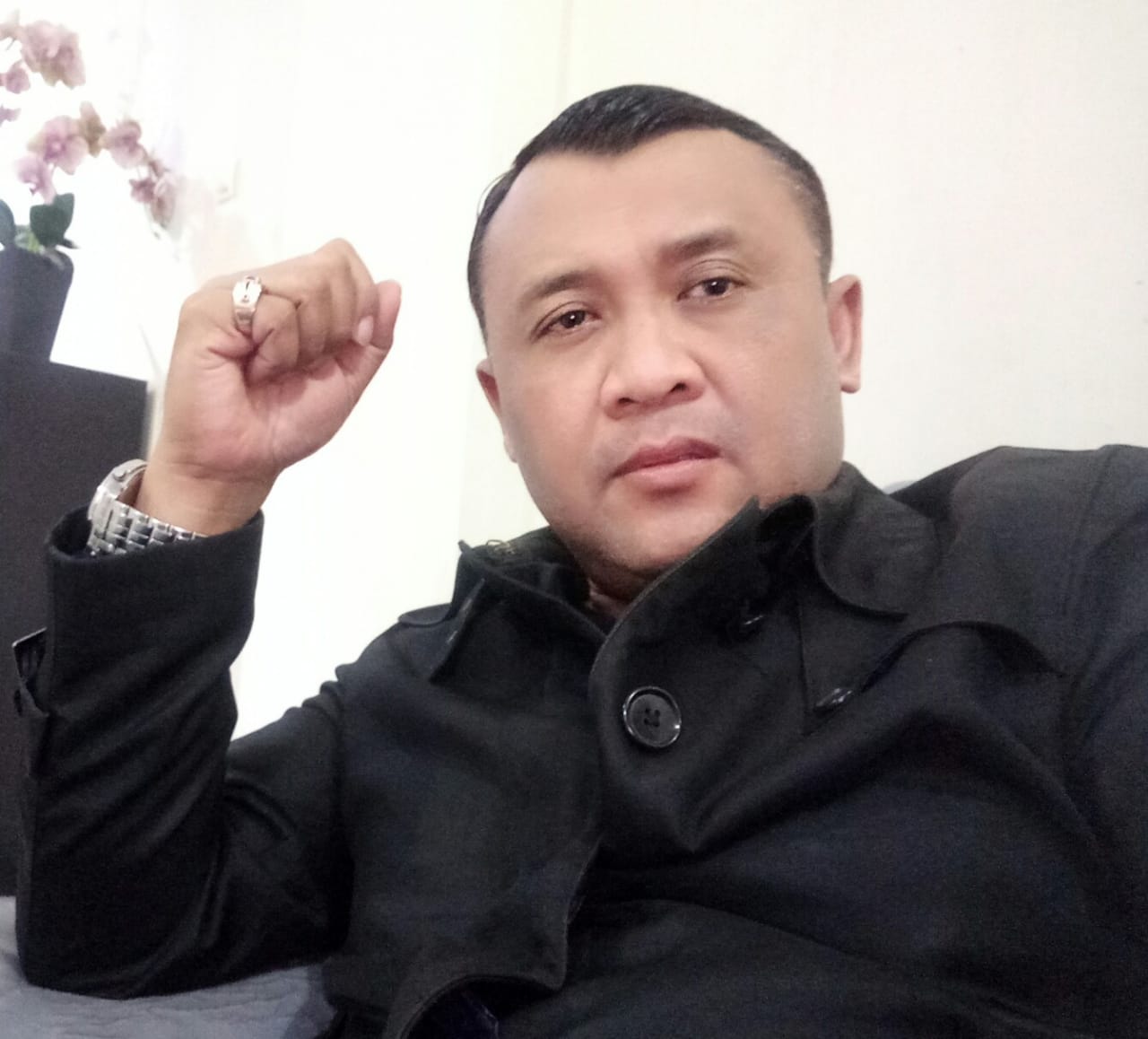 Sambut Tahun 2021, Dr. Edi Ribut Harwanto Luncurkan Dua Buku Sekaligus