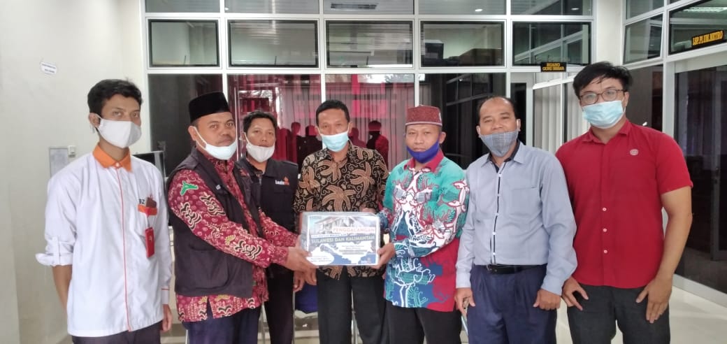 Peduli Sulawesi dan Kalimantan, LazisMu UM Metro Serahkan Donasi ke LazisMu PDM Kota Metro