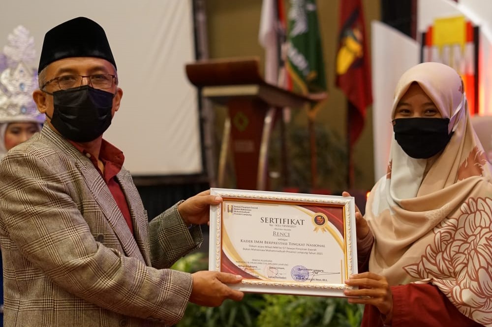 Mahasiswa UM Metro Raih Juara II Lomba Opini