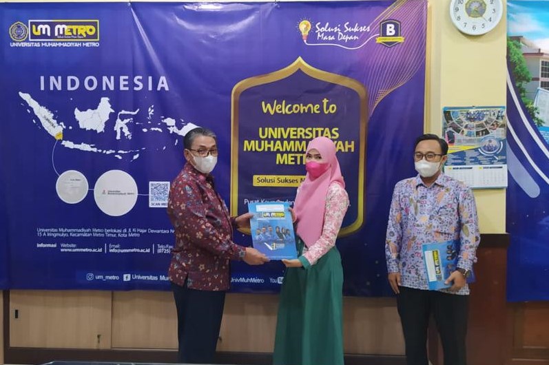 Rektor UM Metro Angkat 4 Pejabat Baru