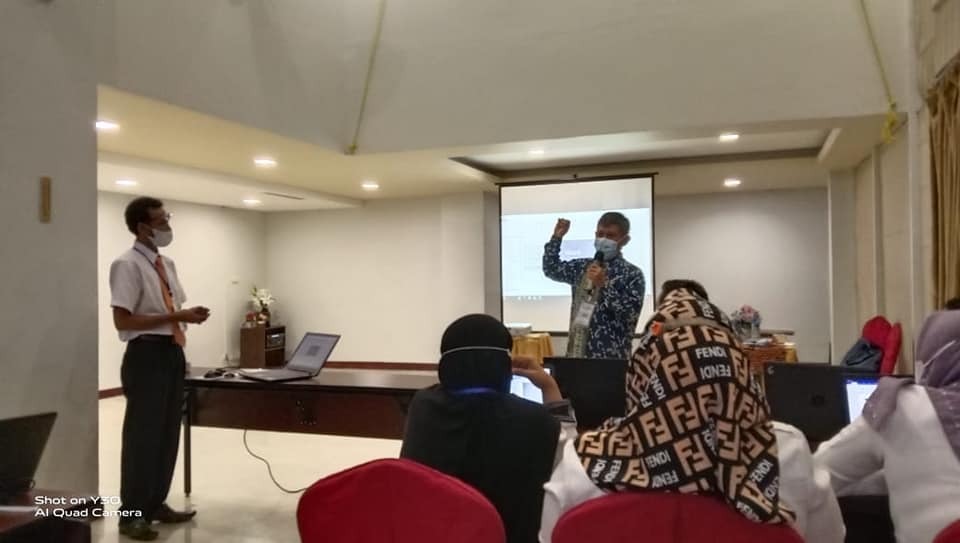 Dosen UM Metro Beri Pelatihan Cakepsek Tingkat SD dan SMA/SMK Lampung