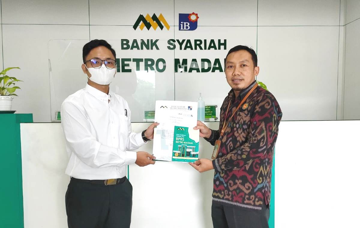 Diterima Kerja Sebelum Wisuda, Mahasiswa UM Metro Maulidin Mengaku Bangga