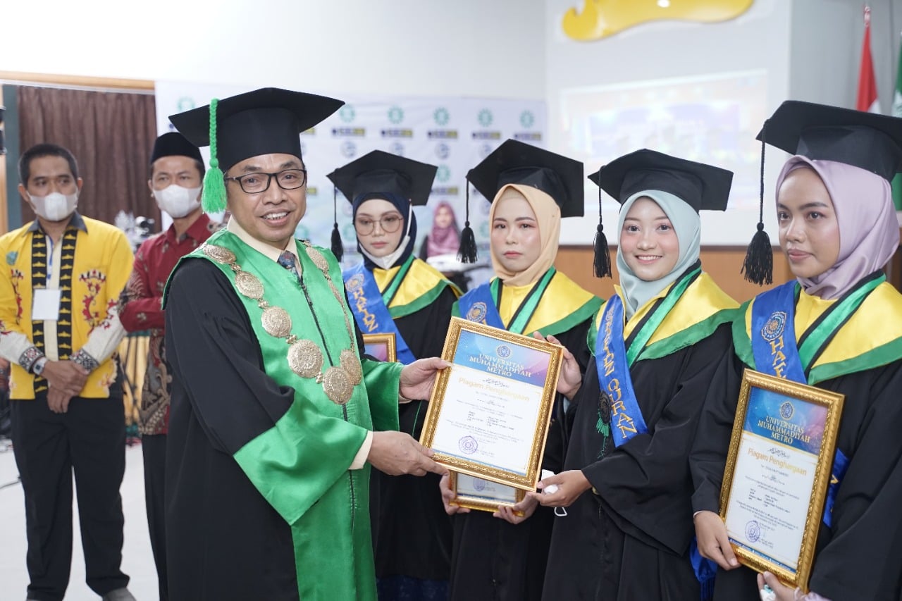 UM Metro Luluskan 5 Wisudawan Hafidz Qur'an 30 Juz