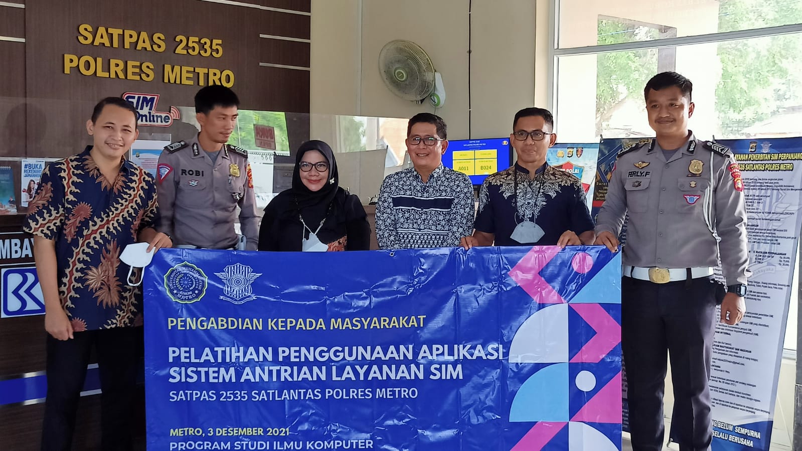 Cegah Kerumunan Antrian Layanan SIM, Satlantas Polres Metro Gandeng Dosen FIKOM UM Metro