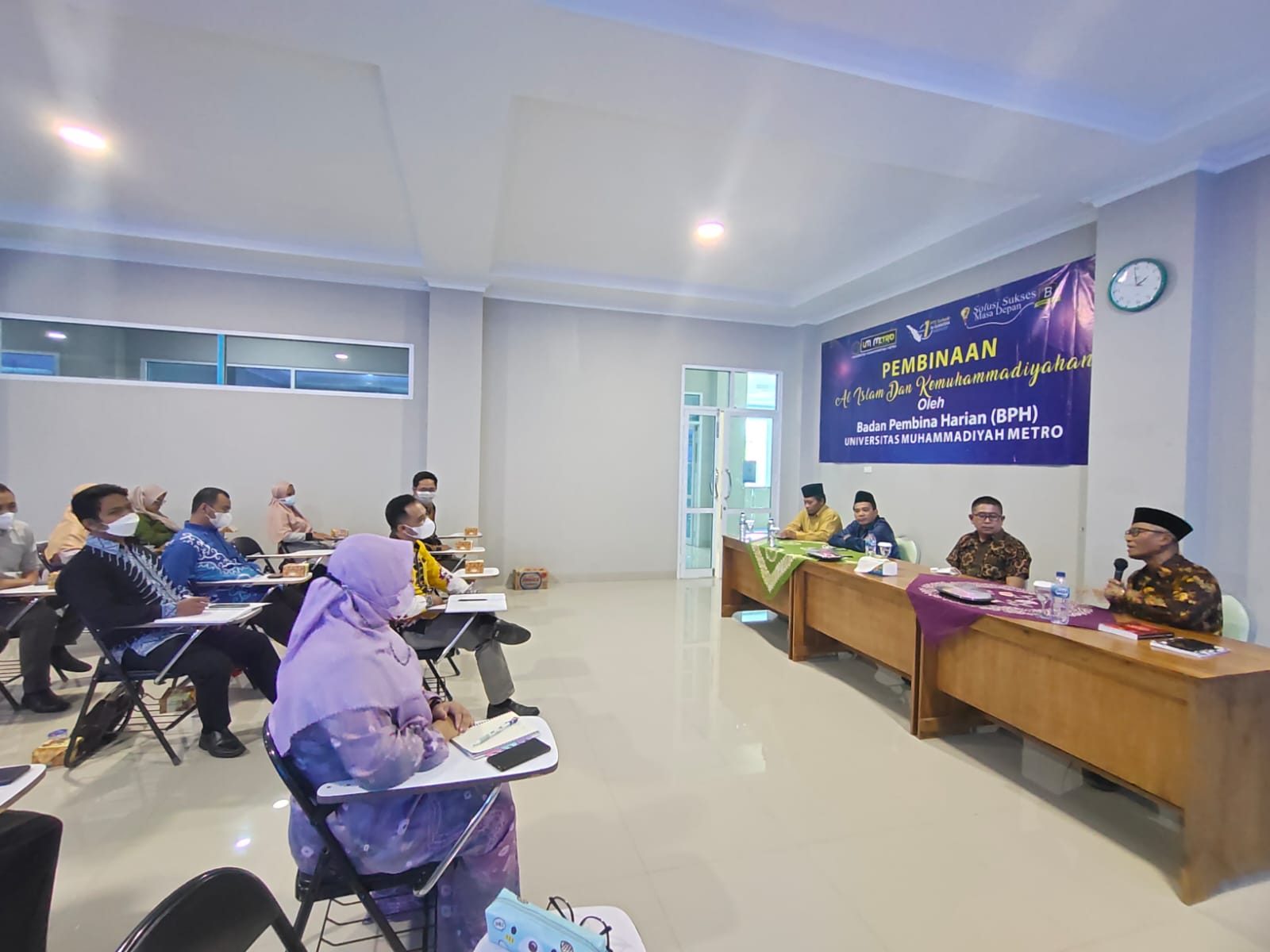 Wujudkan Kampus Profetik Profesional, BPH Bersama WR IV UM Metro Beri Pembinaan AIK