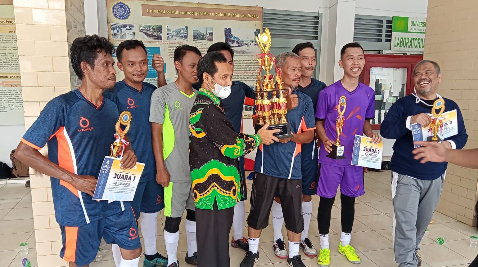 Ikuti Rector Cup UM Metro 2021, Sarpras United Sabet Juara 1 dan Top Scorer