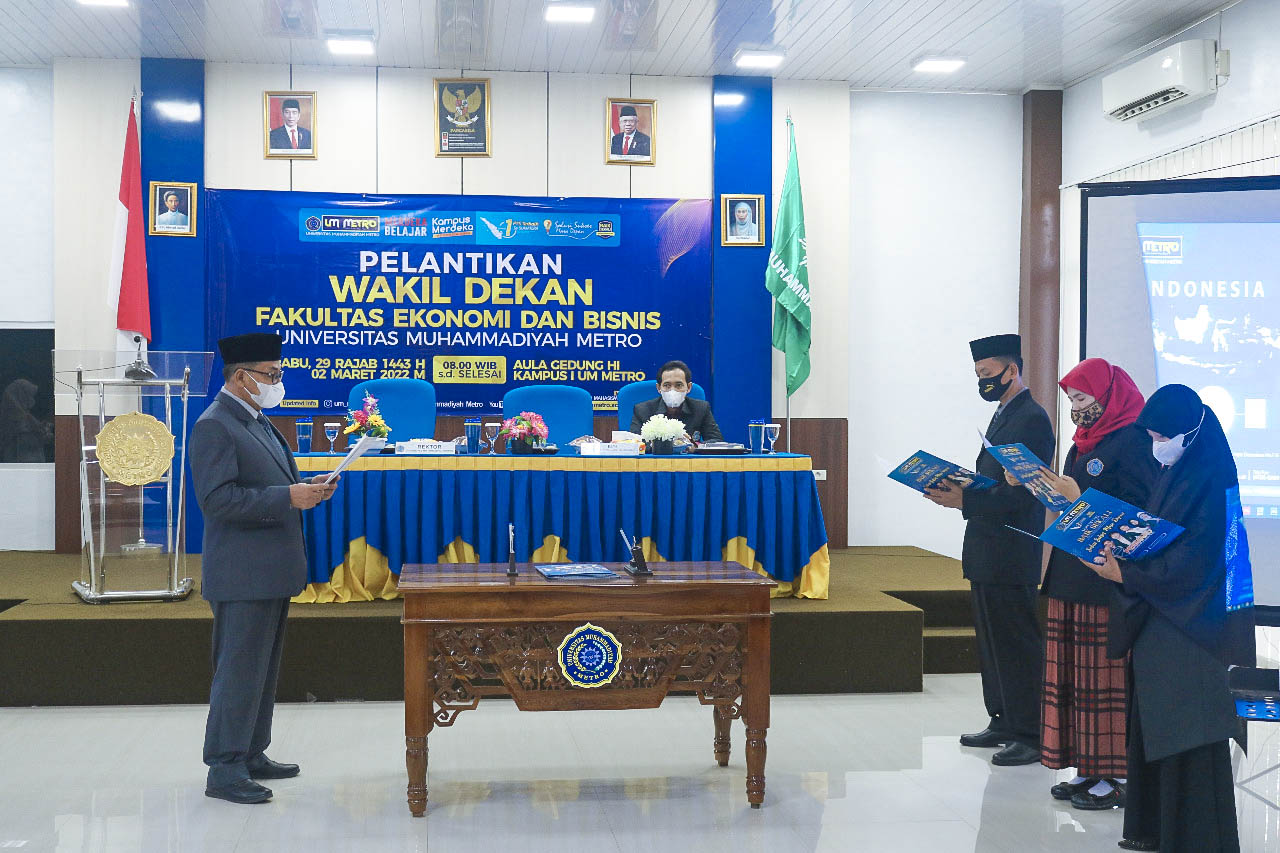Rektor UM Metro Lantik Wakil Dekan Fakultas Ekonomi dan Bisnis