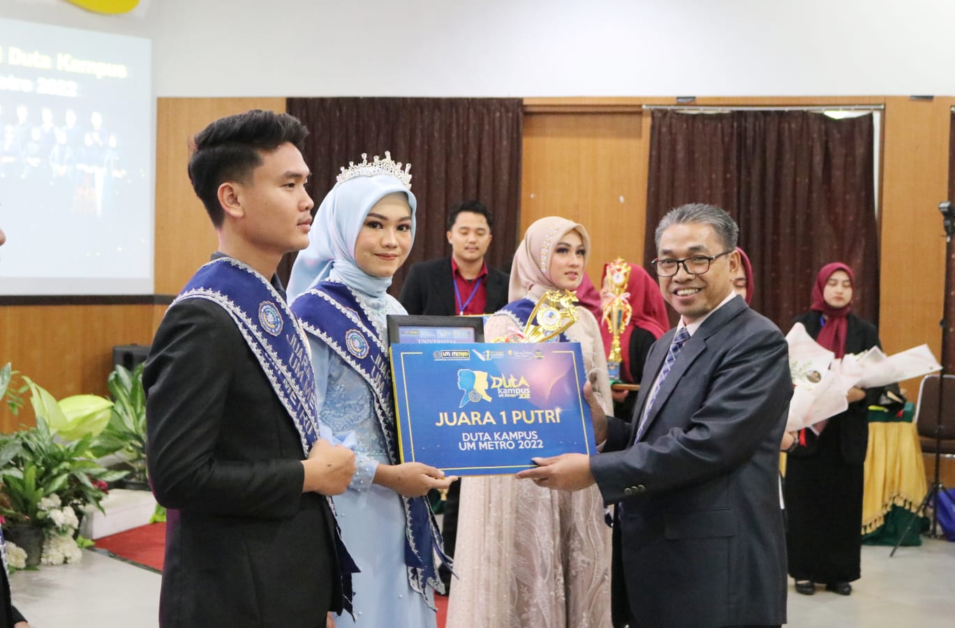 Selvi-Agung Berhasil Duduki Posisi Pertama Duta Kampus UM Metro Tahun 2022