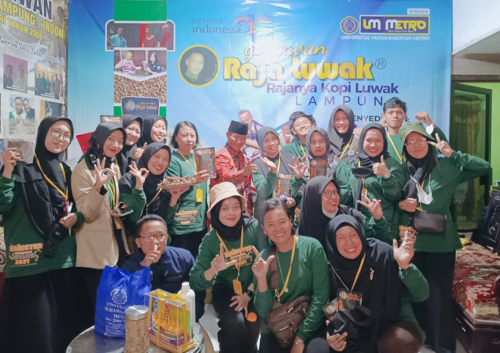 Gunawan Raja Luwak Liwa Sambut Hangat Kunjungan Mahasiswa Magister Pendidikan Biologi UM Metro