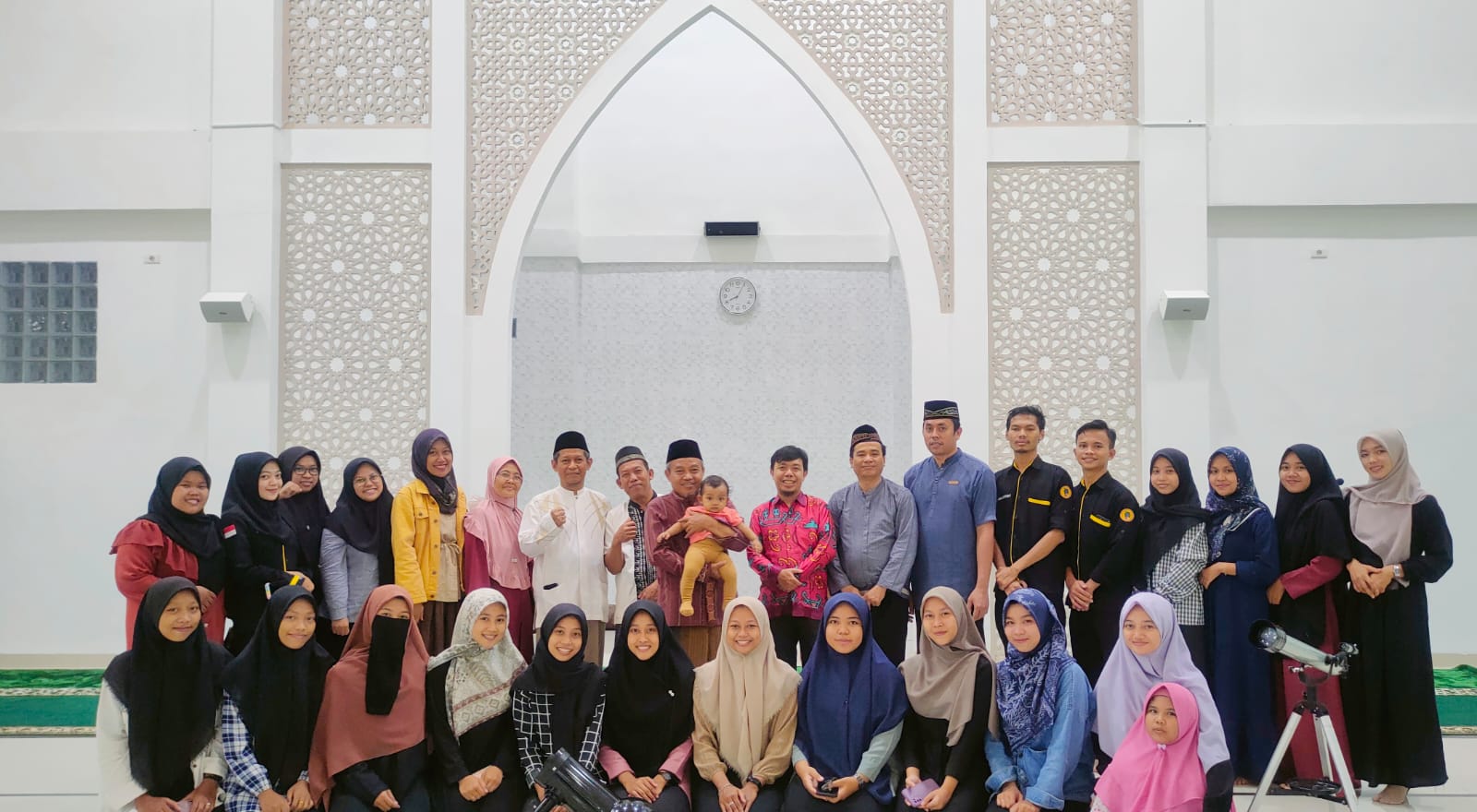 Gerhana Bulan Total di Penghujung Tahun, UM Metro Adakan Pengamatan Gerhana Bulan dan Shalat Sunnah Khusuf
