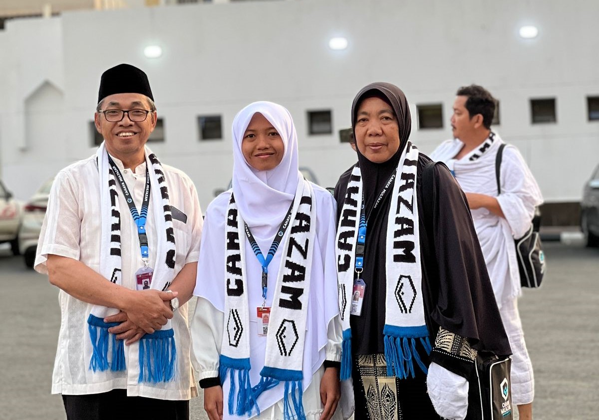 Wisudawan Penerima Hadiah Umroh UM Metro 2022 Kini Tiba di Tanah Suci