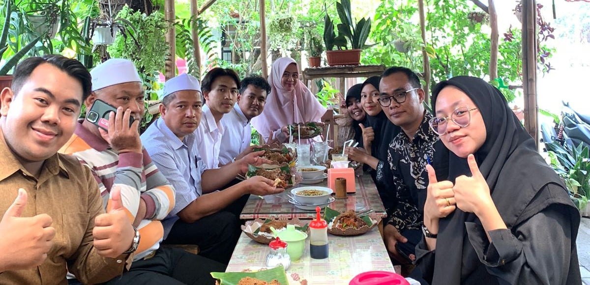 Pusat Kerja Sama dan KUI UM Metro Kenalkan Kota Metro dan Bandar Lampung kepada Mahasiswa Asing dari Thailand