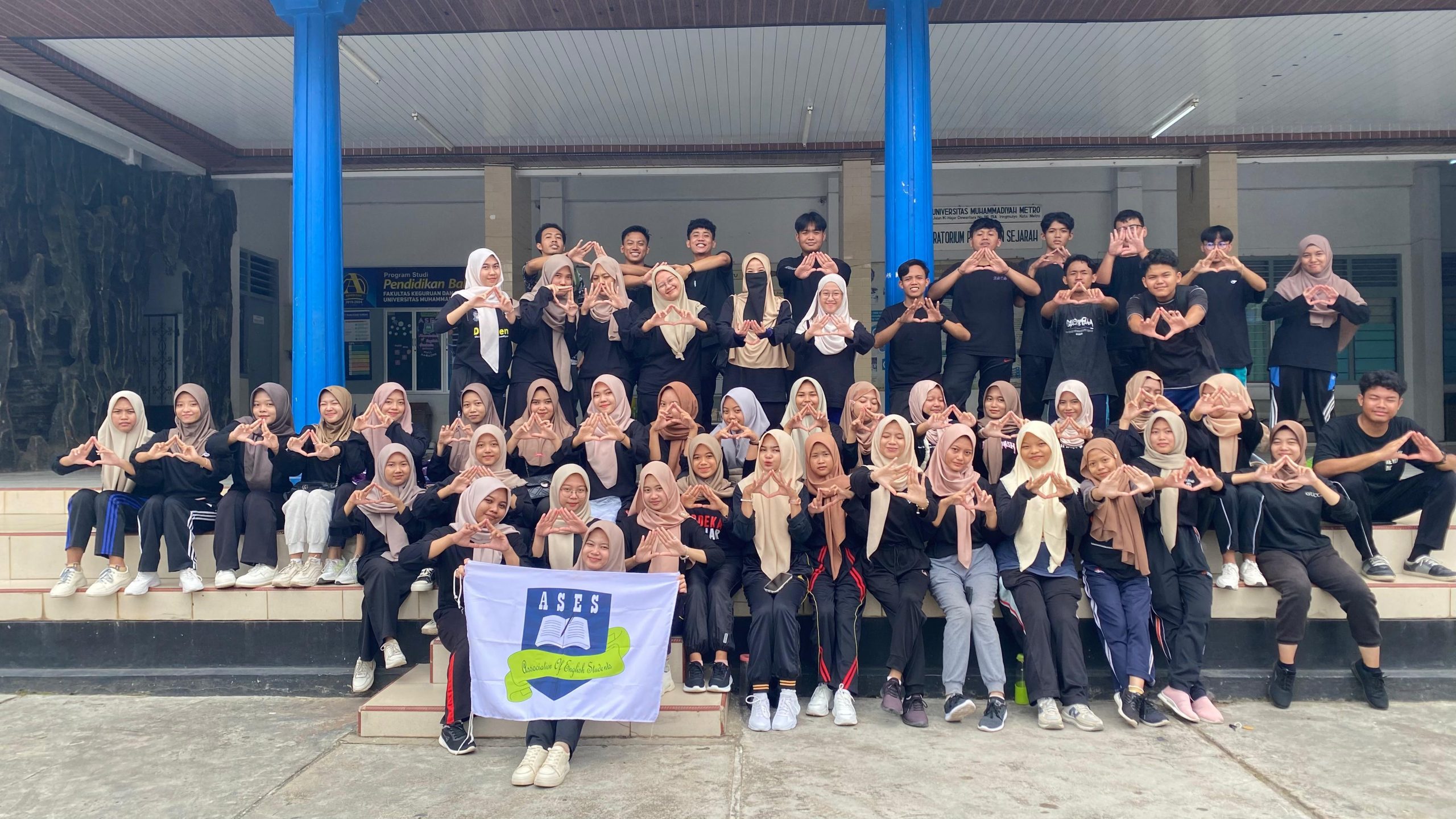 Gelar Acara Gathering, ASES PBI UM Metro Bangun Kebersamaan