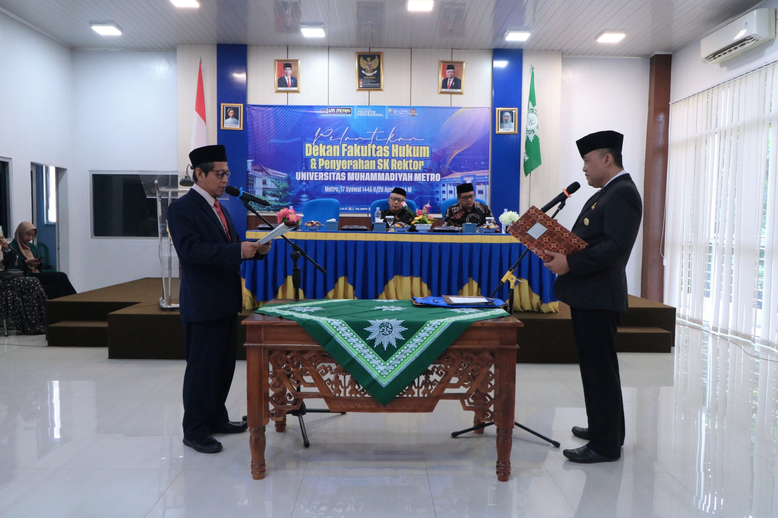 Rektor UM Metro Lantik Dekan FH Masa Jabatan 2023-2027