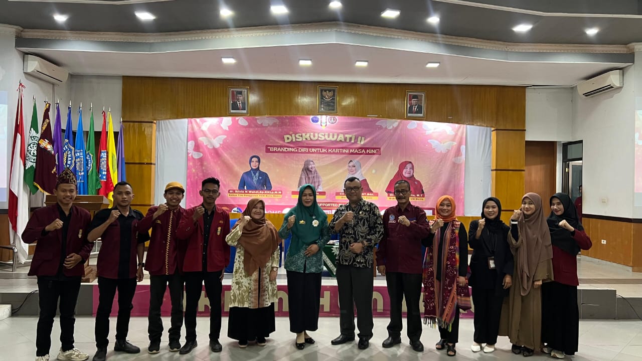 Gelar Diskusi IMMawati Se-Lampung II, Pimpinan Komisariat IMM FH UM Metro Hadirkan Ratusan Peserta