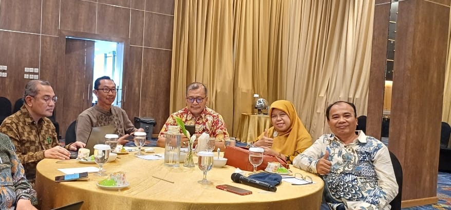 Wakil Rektor IV UM Metro Ihsan Dacholfany Ikuti FGD di L2DIKTI Palembang