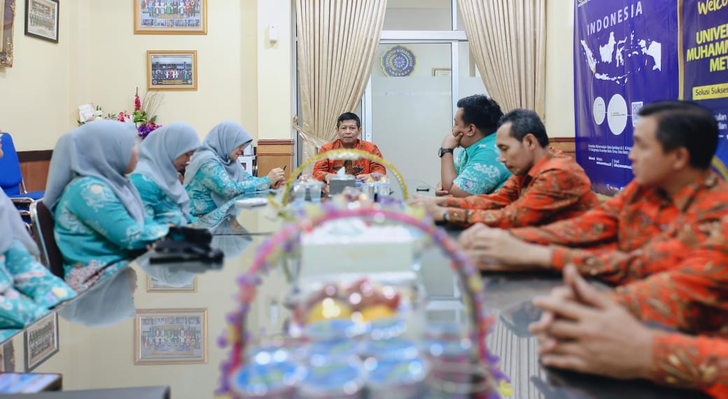 Sekretariat Rektorat UM Bengkulu Lakukan Studi Banding ke UM Metro