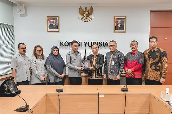 Penguatan Tridarma Perguruan Tinggi melalui Kolaborasi UM Metro dan Komisi Yudisial RI dalam Program Magang Mahasiswa FH UM Metro