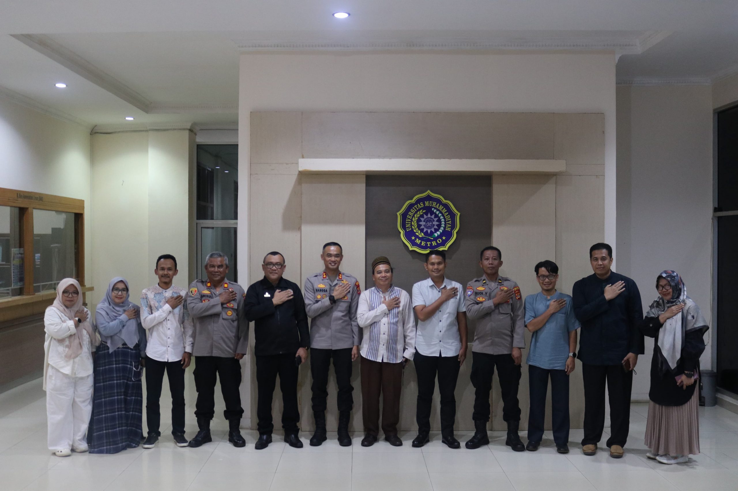 Kemitraan Strategis Tridarma Perguruan Tinggi UM Metro dan Polres Kota Metro dalam Pengembangan Kinerja Kepolisian melalui Penelitian