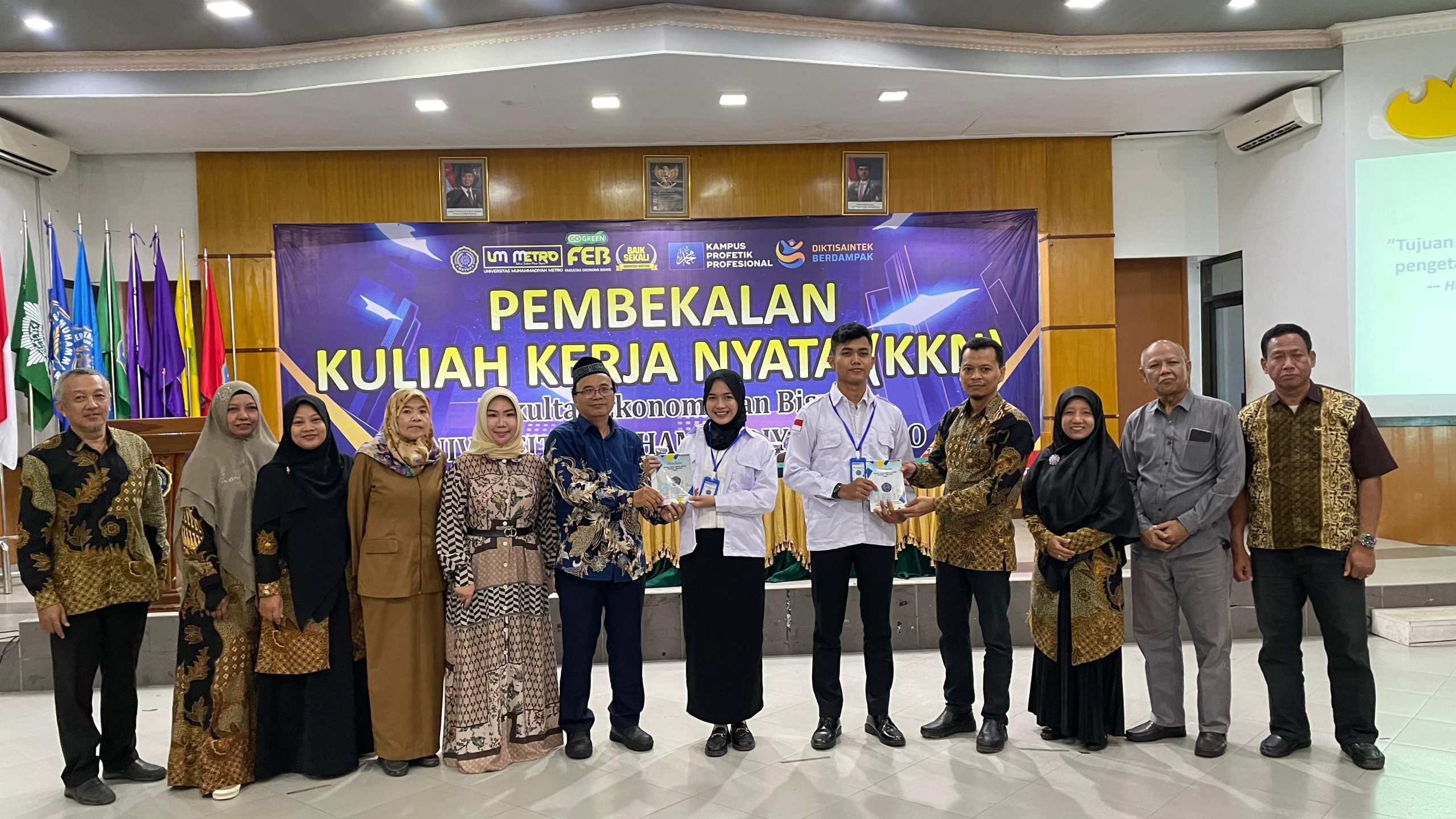 FEB UM Metro Beri Pembekalan kepada Mahasiswa Jelang Pelaksanaan KKN Profesi
