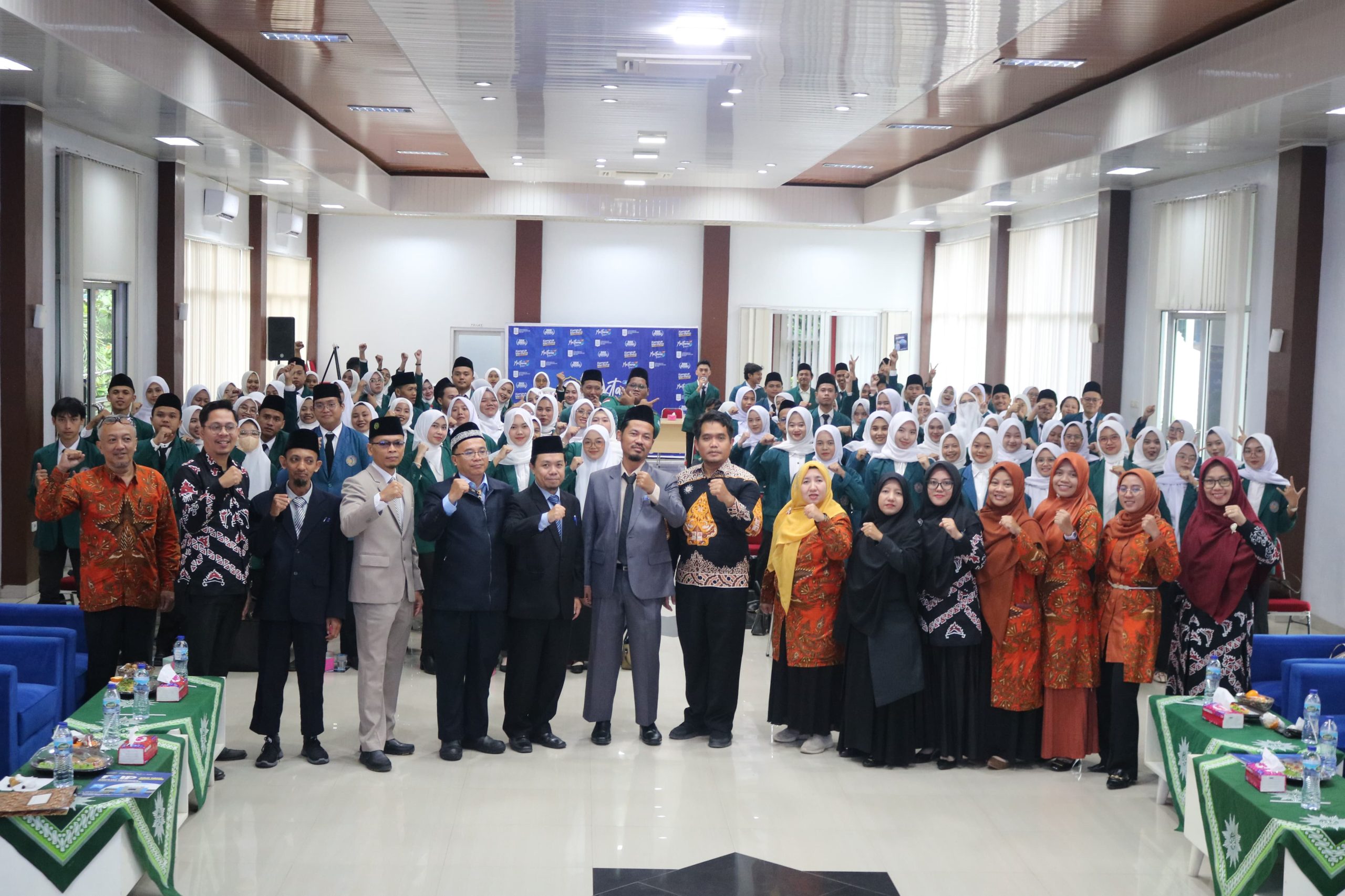 Yudisium II UM Metro: 126 Mahasiswa FKIP dan FEB Resmi Raih Gelar Akademik
