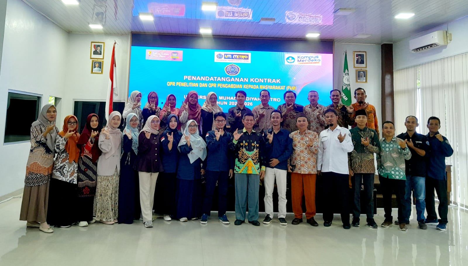 UM Metro Gelar Penandatanganan Kontrak OPR Penelitian dan PKM T.A. 2025/2026