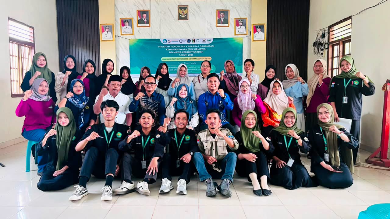 Wakil Rektor III UM Metro Resmikan Dimulainya Program PPK Ormawa Himadikmi FKIP UM Metro di Desa Rejoagung