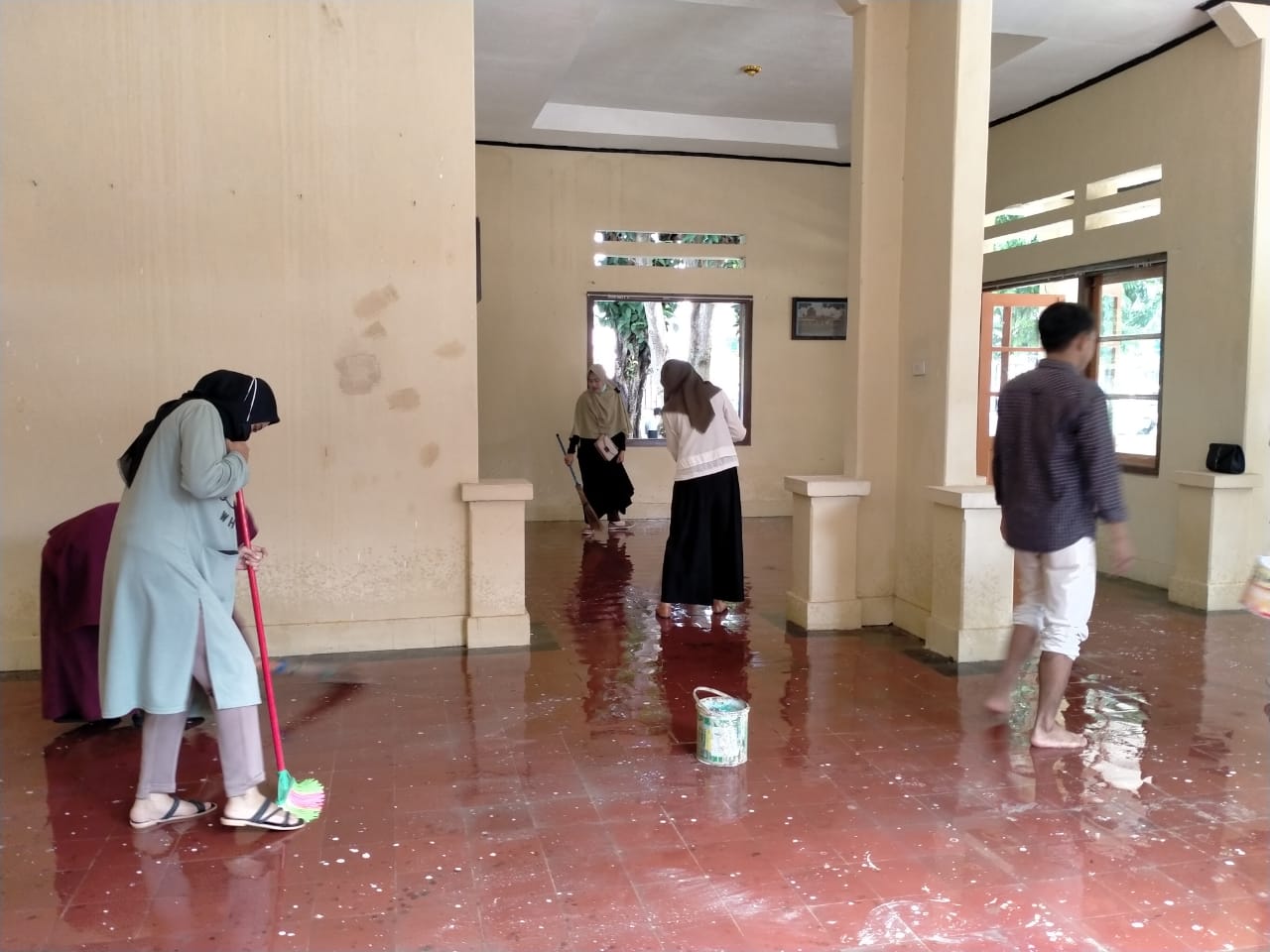 Rawat Peninggalan Sejarah Himas Adakan Kerja Bakti Sosial