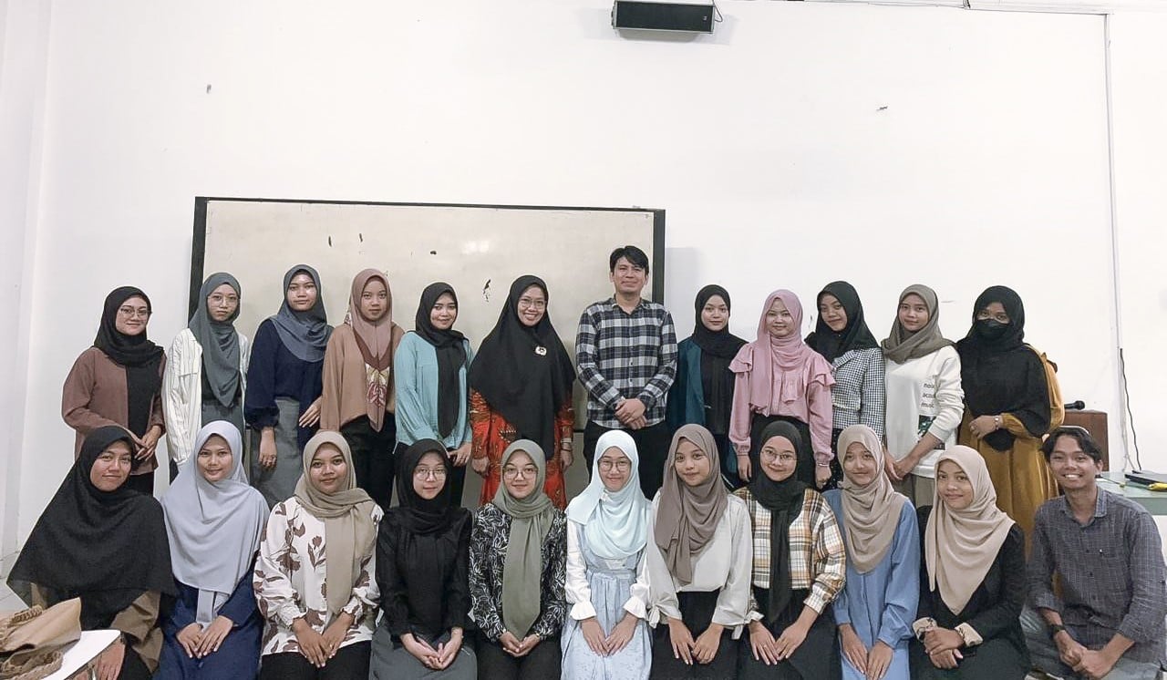Salut! Prodi PBI UM Metro Selenggarakan Pelatihan Menarik bagi Mahasiswa Semester 5