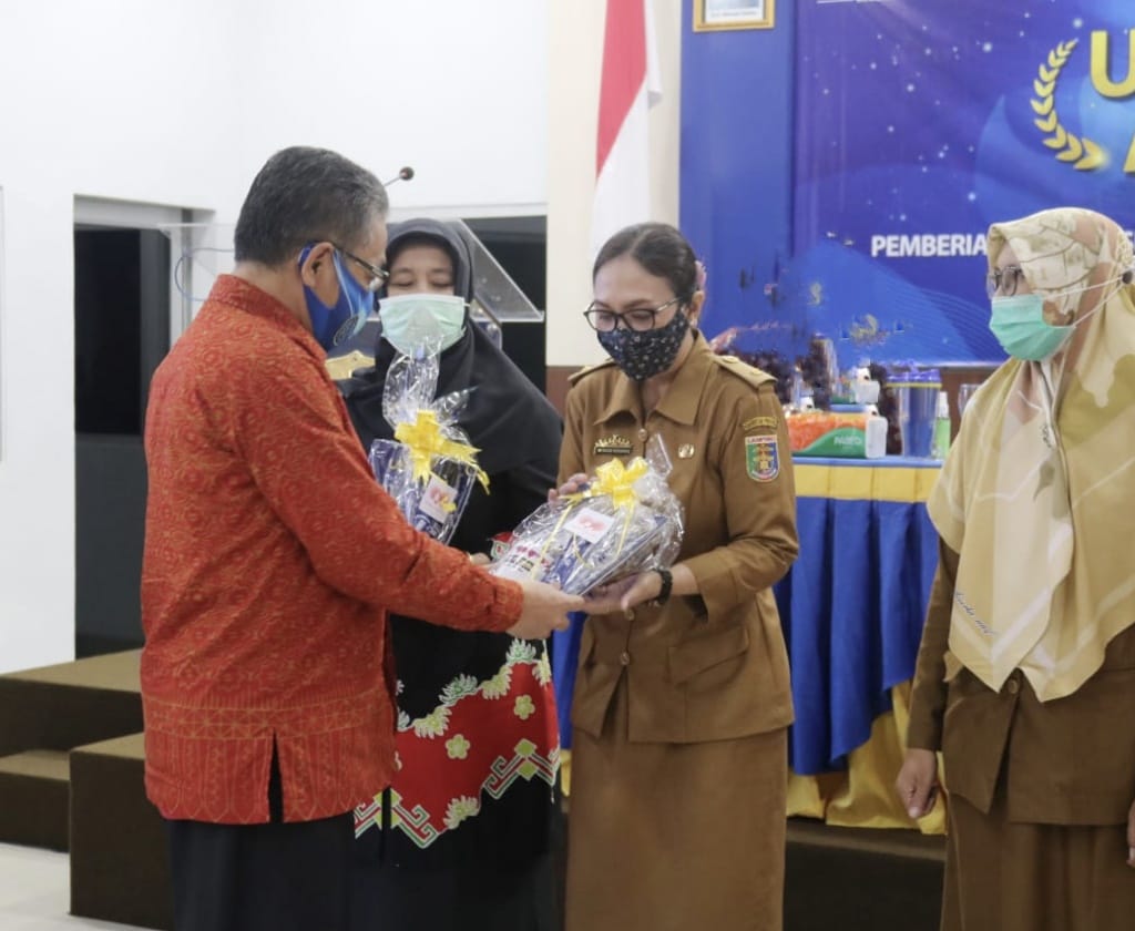 Bentuk Apresiasi UM Metro Diperingatan Hari Ibu Tahun 2020