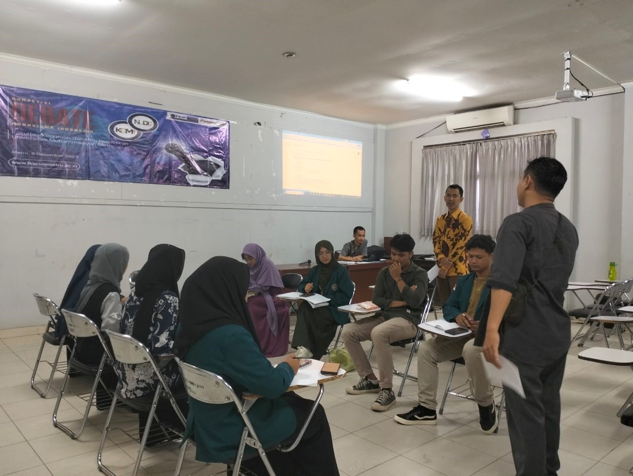 FKIP UM Metro Adakan Kompetisi Debat Mahasiswa Indonesia 2023
