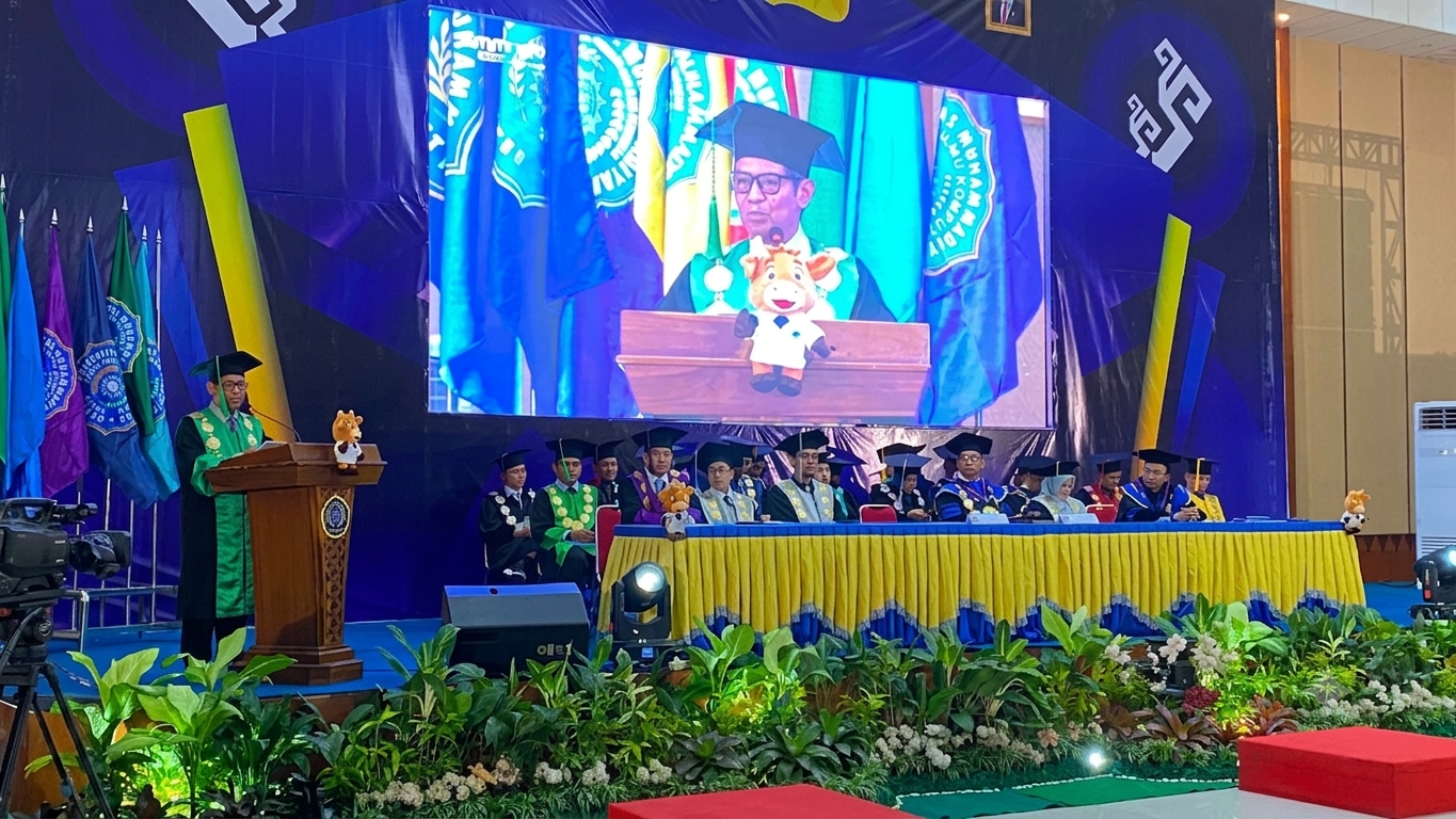 UM Metro Wisuda 345 Lulusan, Rektor Tekankan Penguatan SDM dan Transformasi Digital