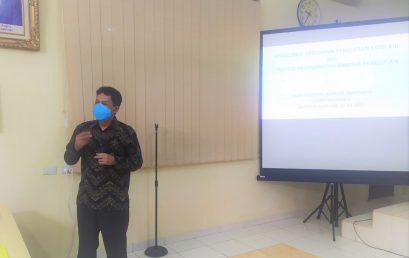 Dr. Achyani Beri Pendampingan Penyusunan Proposal Penelitian di STKIP PGRI Bandar Lampung