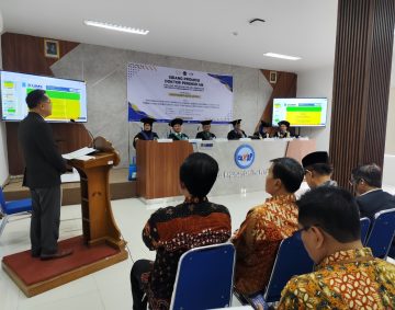 Dr. Ihsan Dacholfany WR IV UM Metro, Diamanahi Menjadi Penguji Sidang Promosi Doktor di FKIP UMS